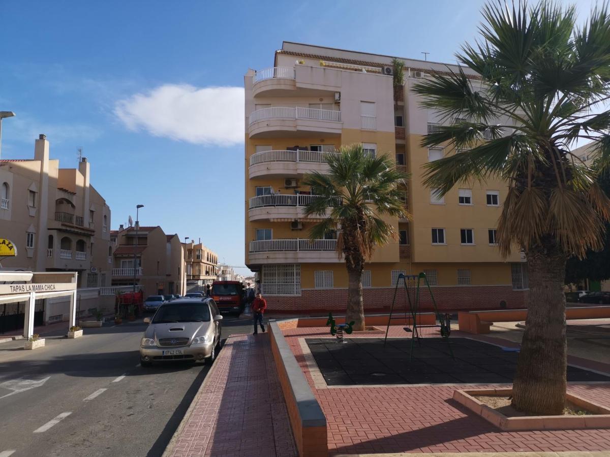 Rent An Apartment In Torrevieja Bagian luar foto